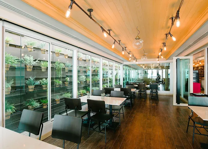 Citrus Sukhumvit 11 By Compass Hospitality