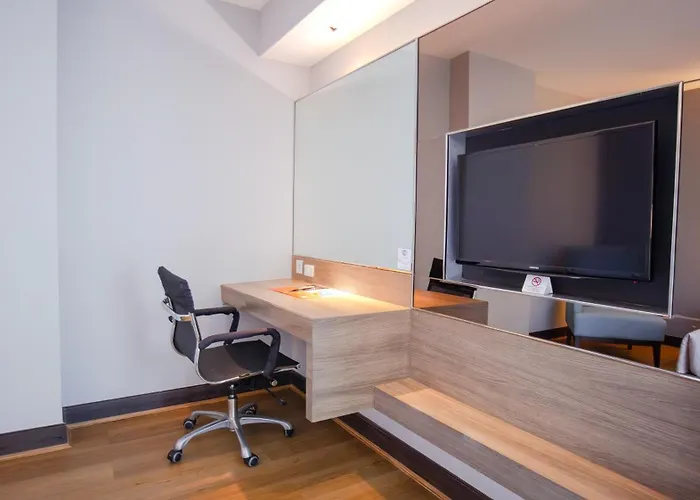 Citrus Sukhumvit 11 By Compass Hospitality